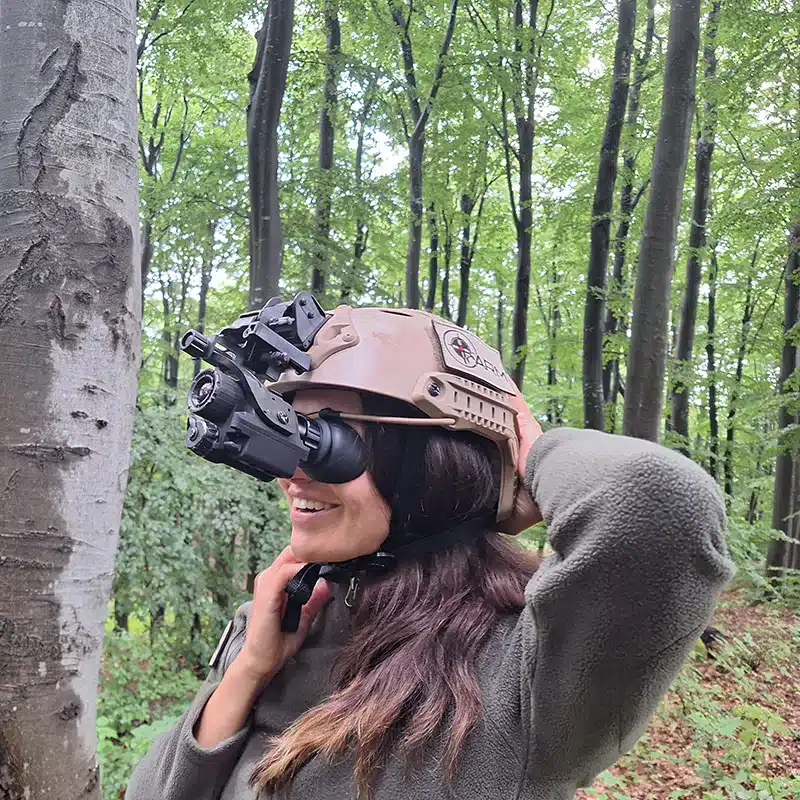 Irarm 640 Mini On A Woman's Head Irarm Mini On A Woman's Head